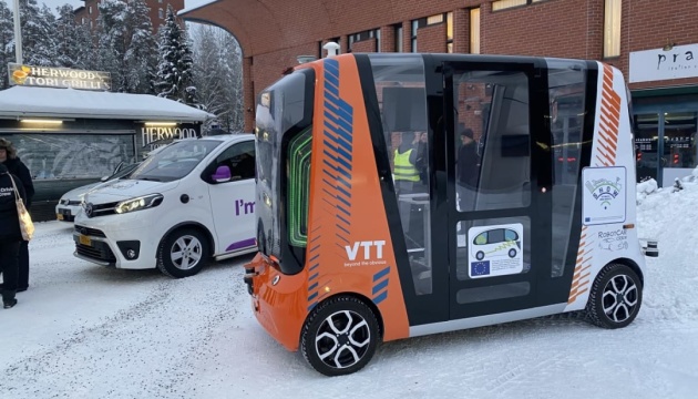 В Финляндии запустили автобусы без водителя