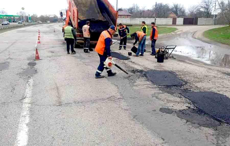 В Харьковской области начат ремонт дорог