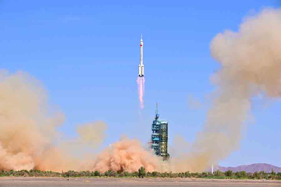 Китай завершает строительство космической станции
