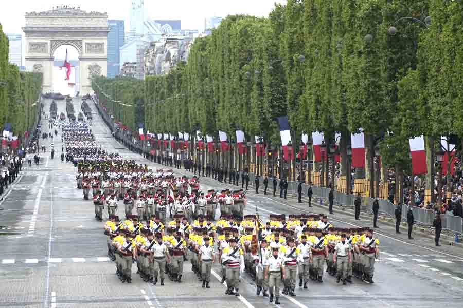 День взятия Бастилии отмечают во Франции