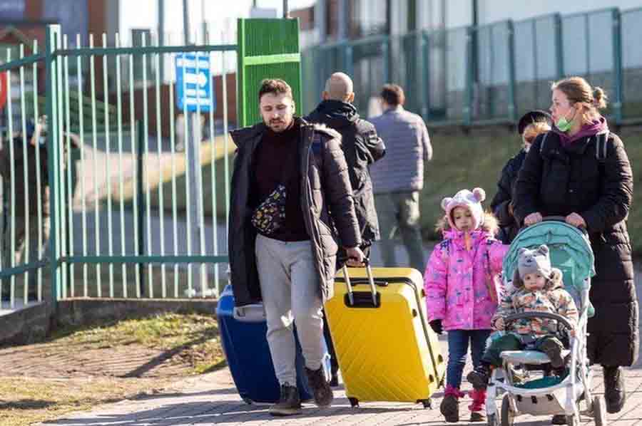Количество украинских беженцев продолжает увеличиваться