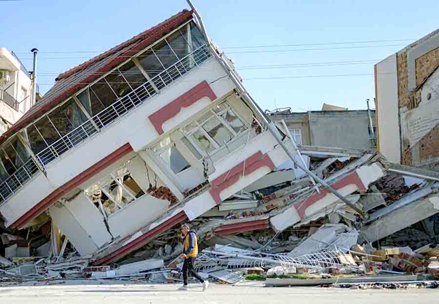 Уже более 45 тысяч погибших от землетрясения в Турции и Сирии