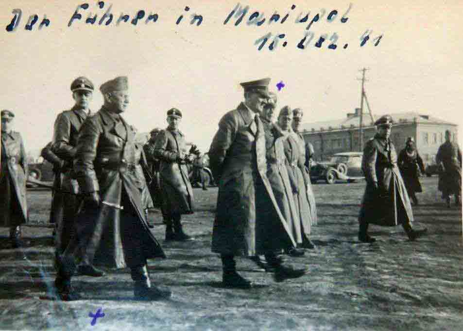 Путин, как в свое время Гитлер, приезжал в оккупированный Мариуполь