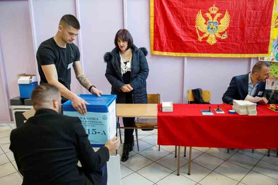 В Черногории проходят выборы президента страны
