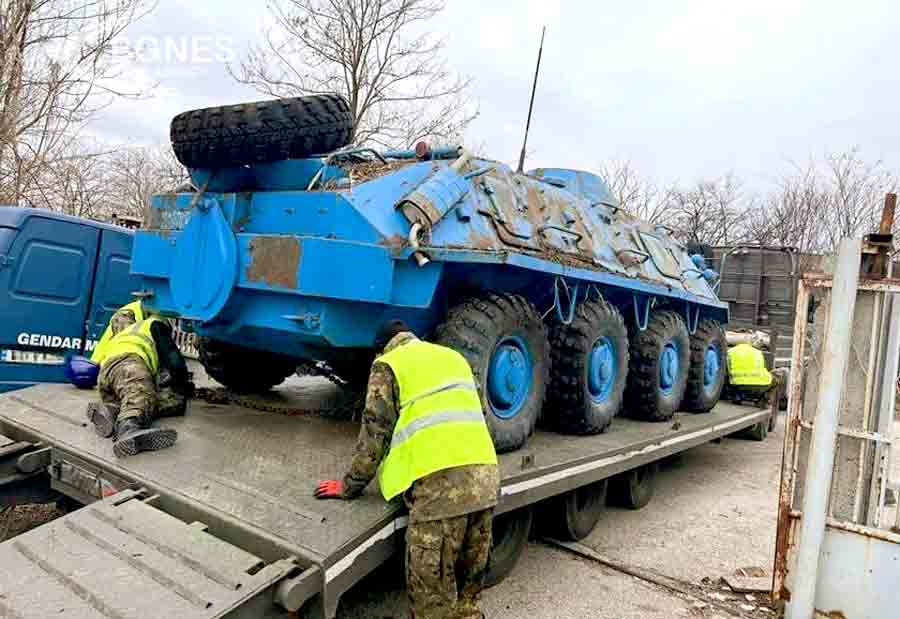 100 БТР-60 приедут в Украину из Болгарии